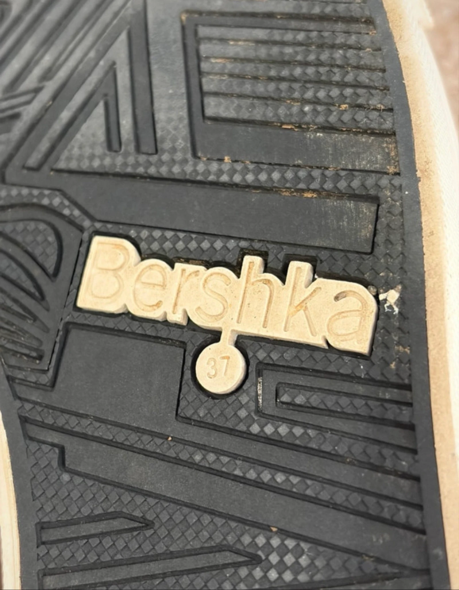 Zwarte slip-on basket van Bershka maat 37 – photo 8